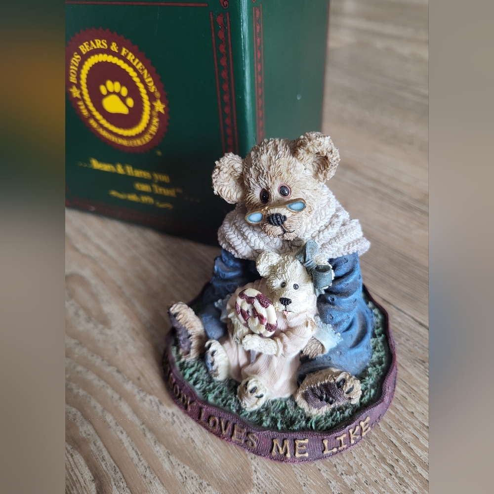 The Boyds Bearstone Collection "Nana Quignapple w/ Taylor...If Mom Says No"